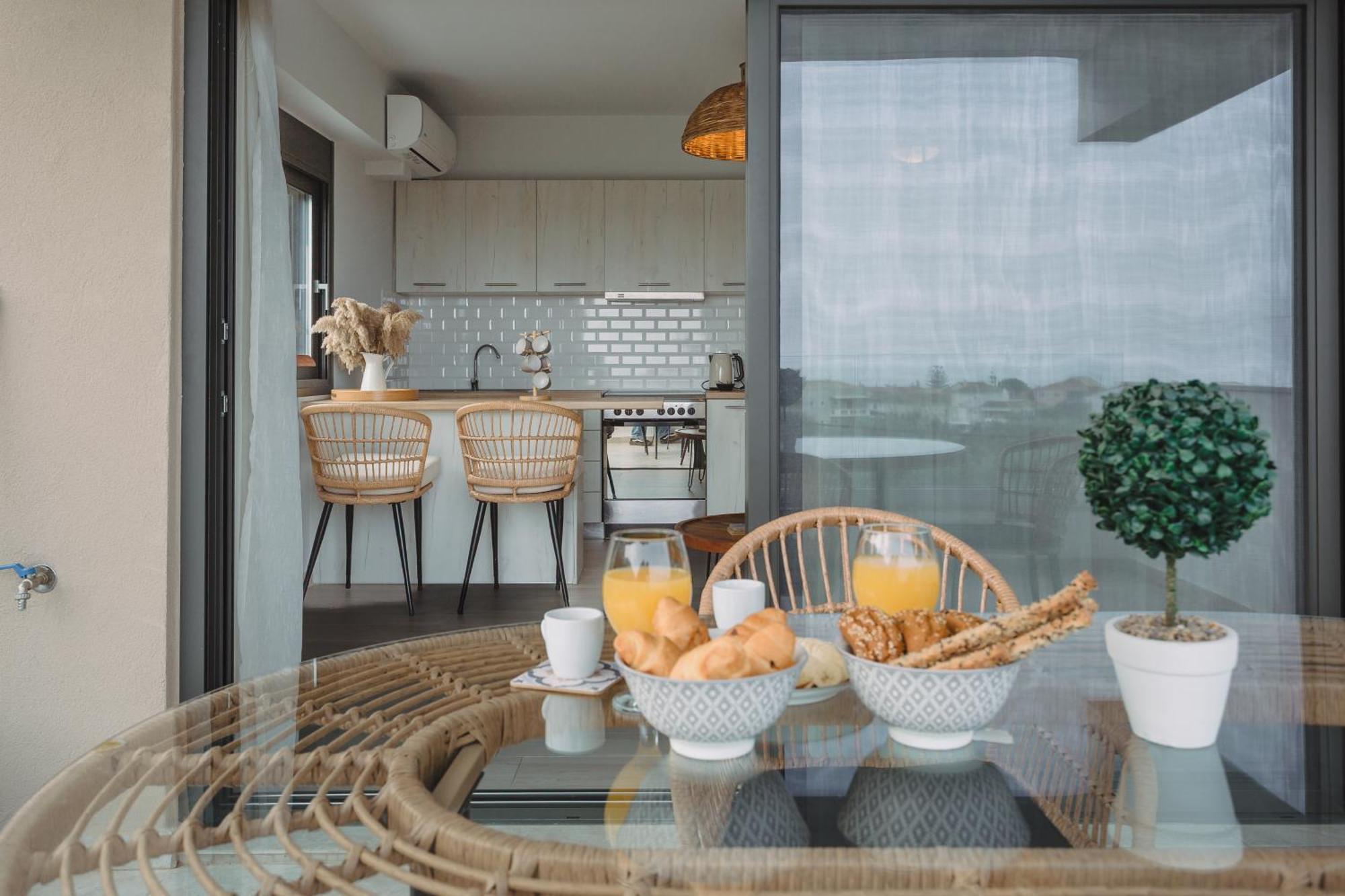 Amelia Luxury Suite Nikiana Buitenkant foto